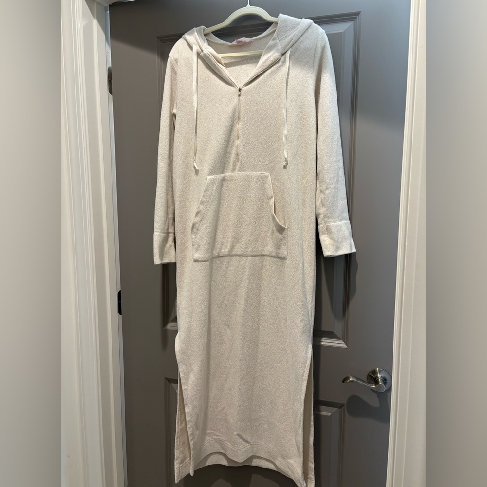 Cream Hooded Long Sleeve Dress